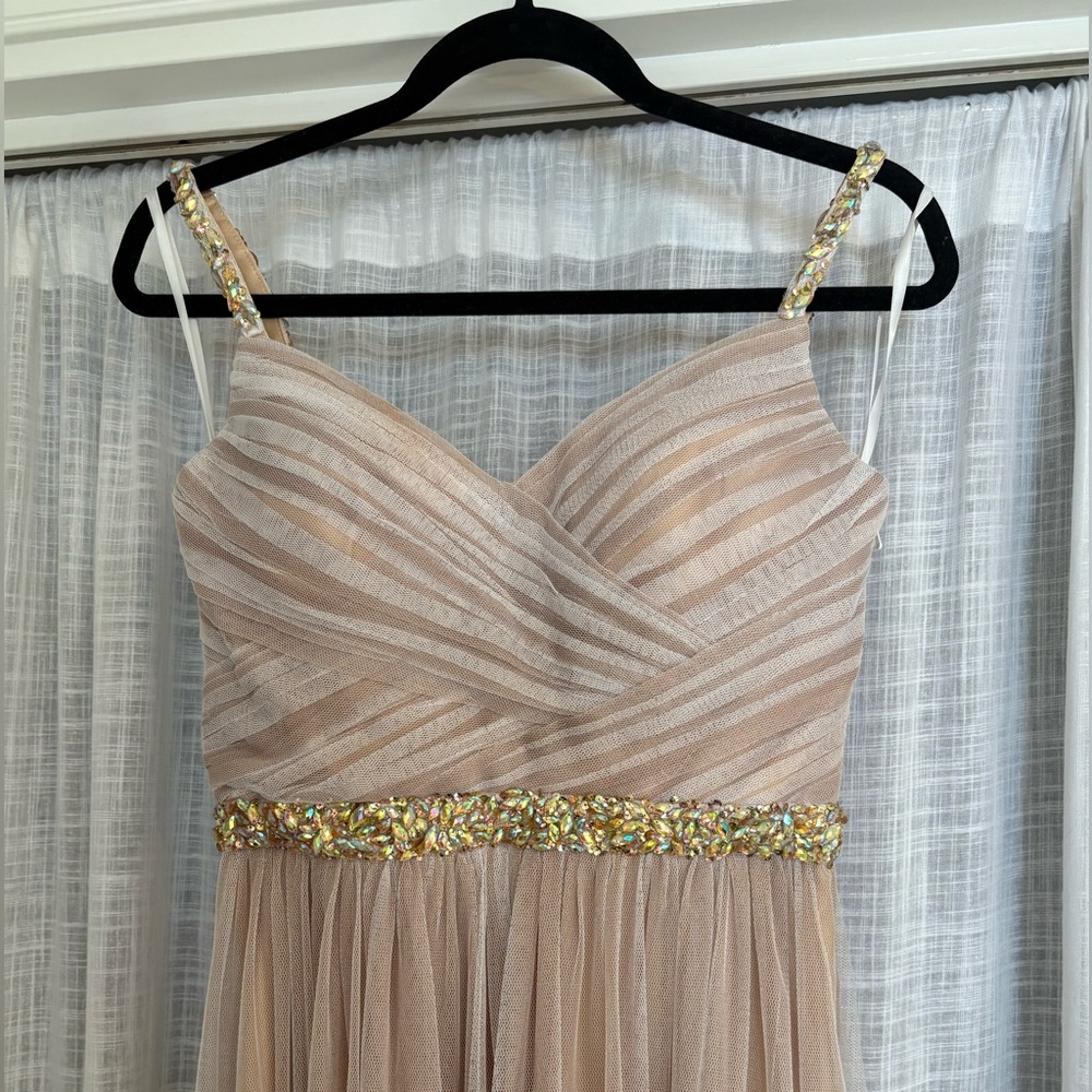 La Femme Formal Gown - size 6 - perfect condition.